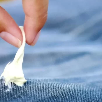 « 8 Tipps zum Entfernen von festgeklebtem Kaugummi von Teppichen, Kleidung und Wänden »