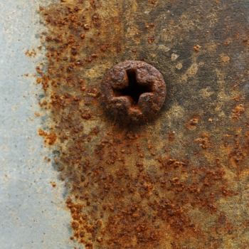 🔧 Rostige Schraube? Mit diesem einfachen Trick löst du sie in Sekunden! 🔩✨